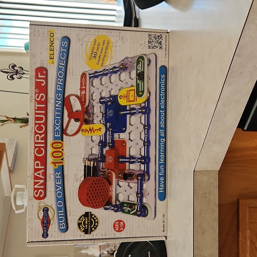 Snap Circuits Jr. Model SC-100